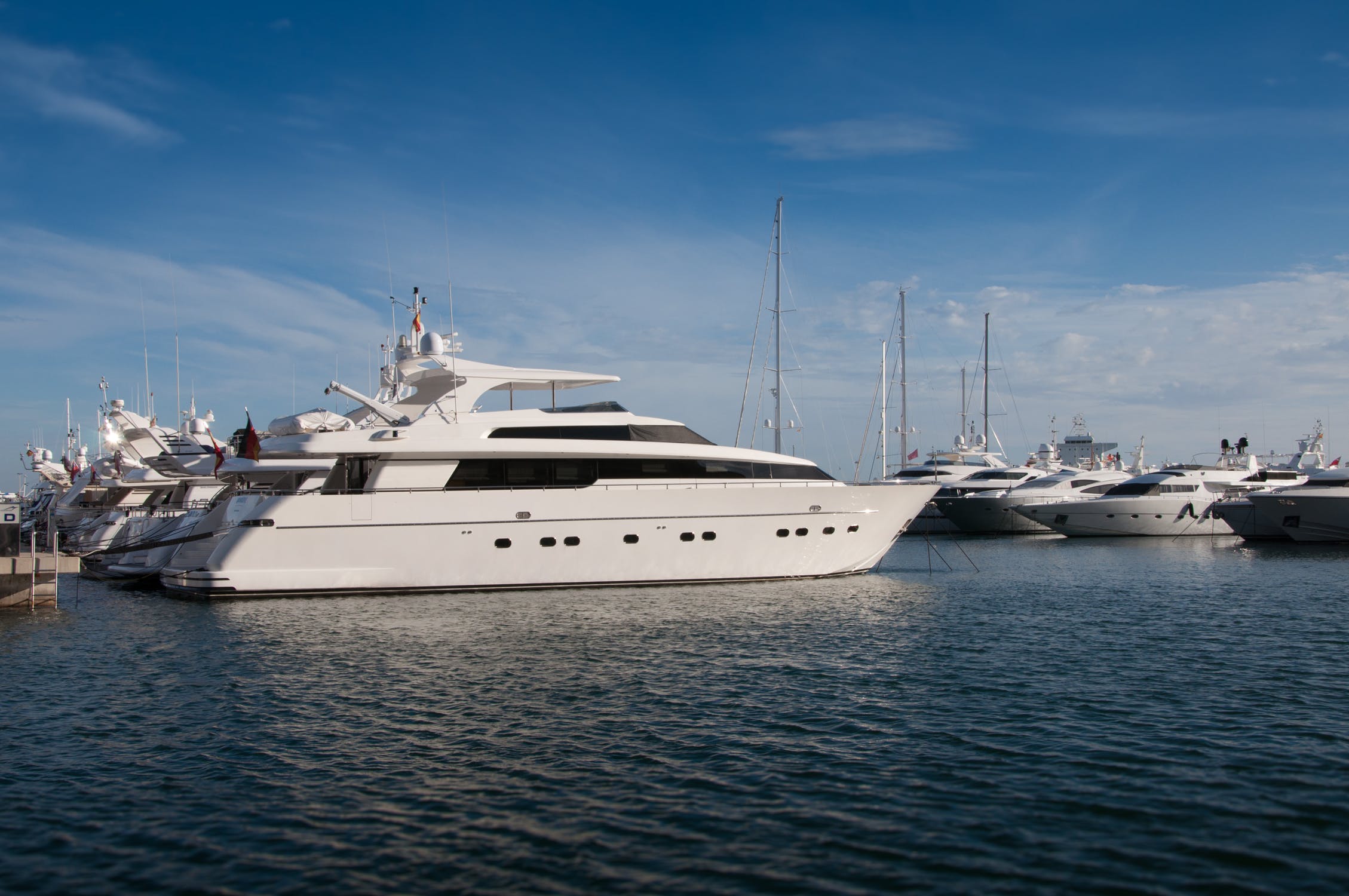 yacht